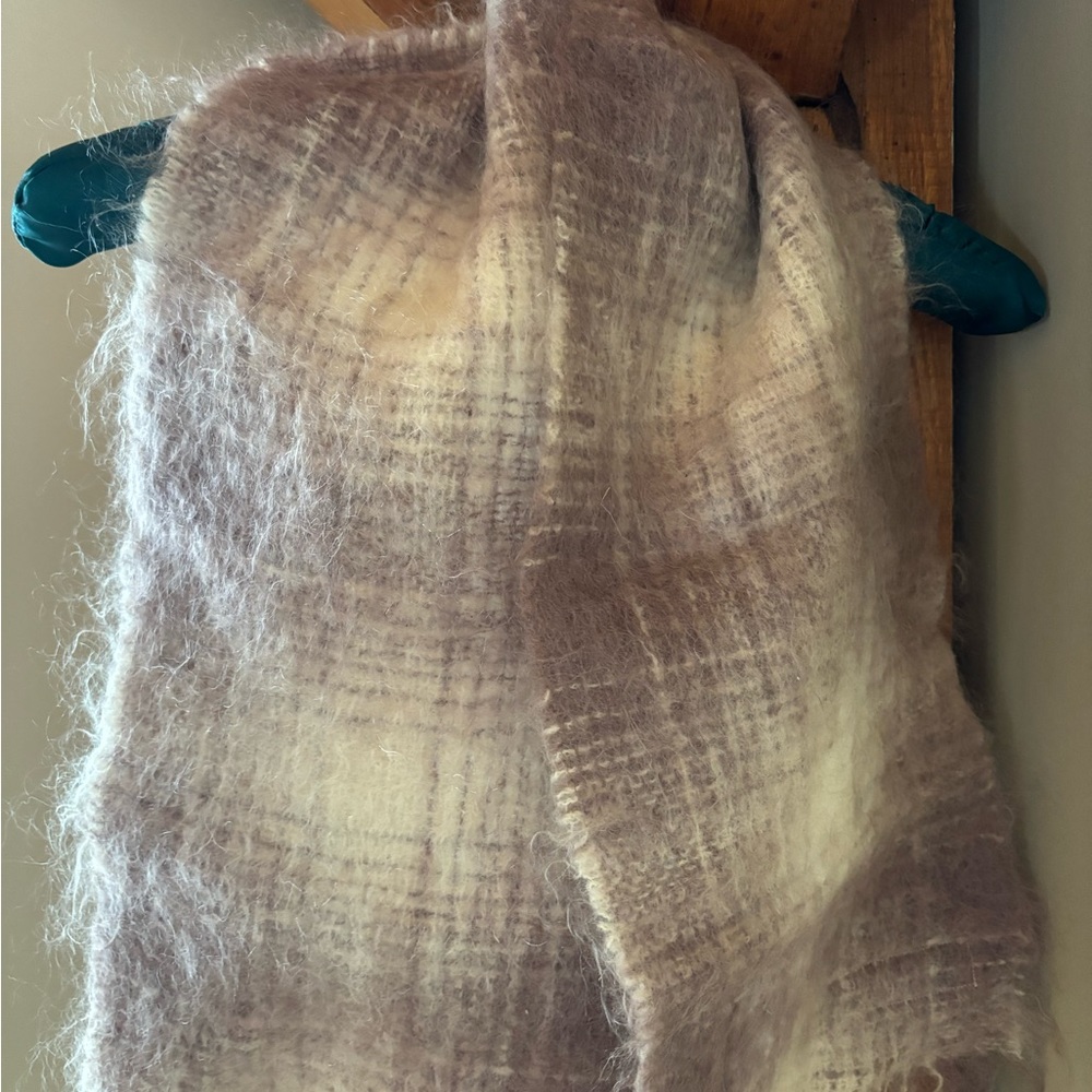 craig na creidhe mohair-wool scarf